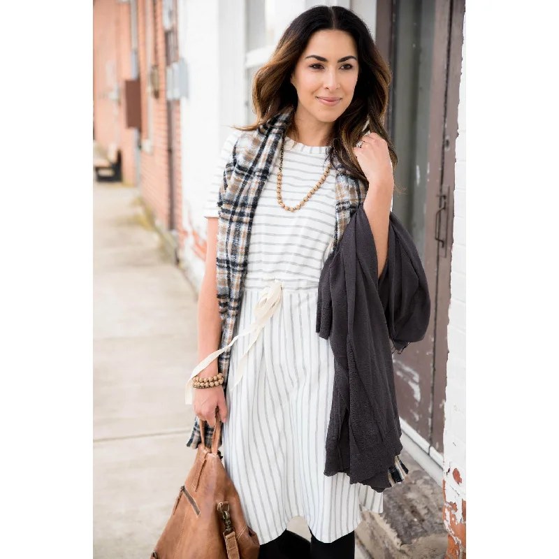 Comfy Women's Outfits for Daily Wear Grey Striped Dress