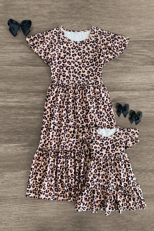 Vibrant Styles Mom & Me - Leopard Print Ruffle Dress