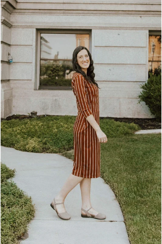 Unique Women's Fashion Pieces Jadyn Dress Gold Stripe