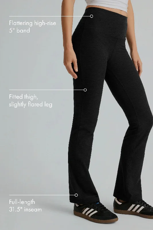 High Waisted Practice Bootcut Pants - Darkest Night