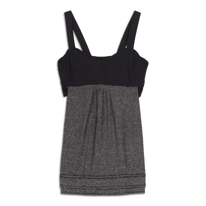 Women's Apparel And Garments Power Technique Tank Top - Resale