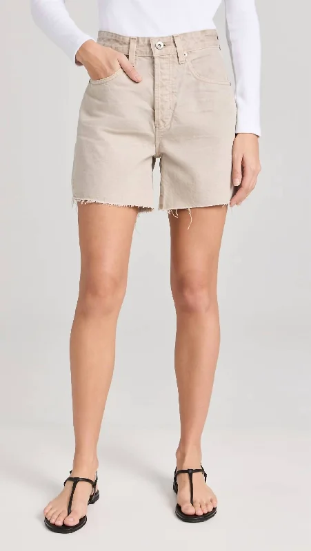 Women's Clothing For Outdoor Activities Clove Shorts In 5 Years Sulfur Desert Taupe